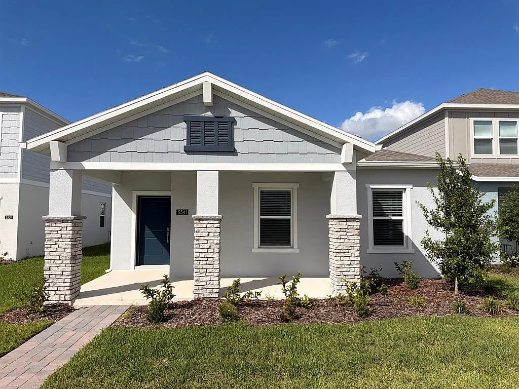 3 bed, 2.0 bath, 1659 sqft, $2,400 — Photo 1