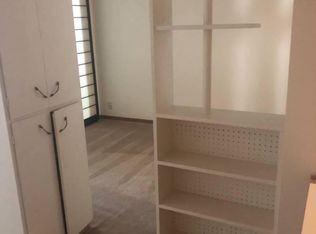 4216 12th Ave NE APT 304, Seattle, WA 98105