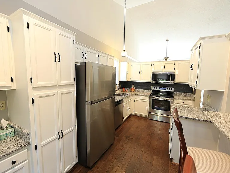 2805 Westwick Ct — Photo 10