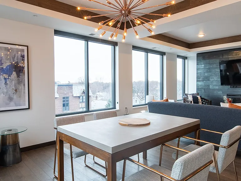 Grand & Syndicate Apartments — Photo 4