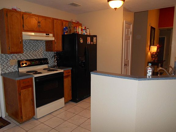 4th image of 2408 Briarwood Dr