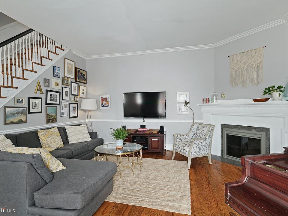 1st image of 301 Wadsworth Ave