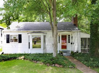 872 Liggett Dr, Saint Louis, MO