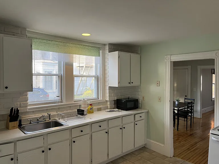 89 Holyoke St #1 — Photo 6