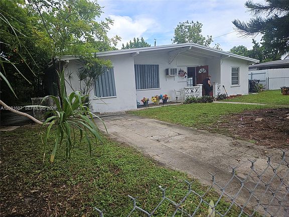 2nd image of 11345 SW 44th St