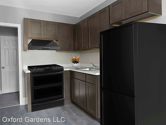 2nd image of 5051 Oxford Ave APT 21