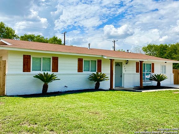 3rd image of 1303 Starhaven Pl