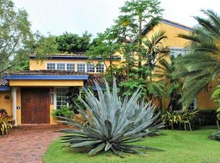 5900 SW 100th Ter, Pinecrest, FL 33156