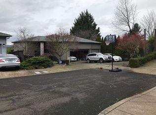 9211 SE Johns Ct, Happy Valley, OR 97086