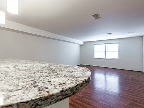 430 N Patrick St, Alexandria, VA