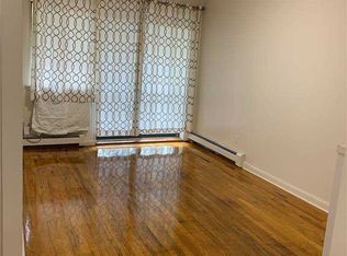 71-45 162nd St FLOOR 2, Fresh Meadows, NY 11365