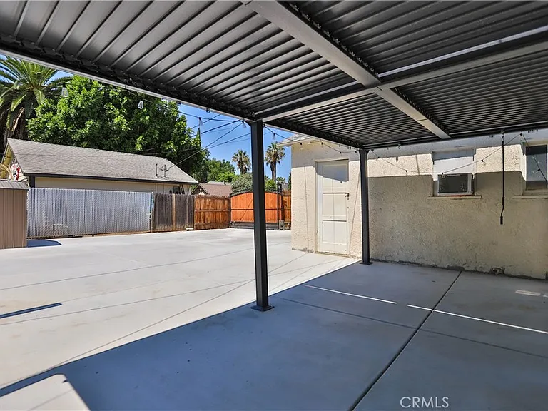 3031 Chestnut St — Photo 34