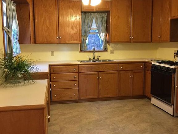 5th image of 2606 W Avenue N