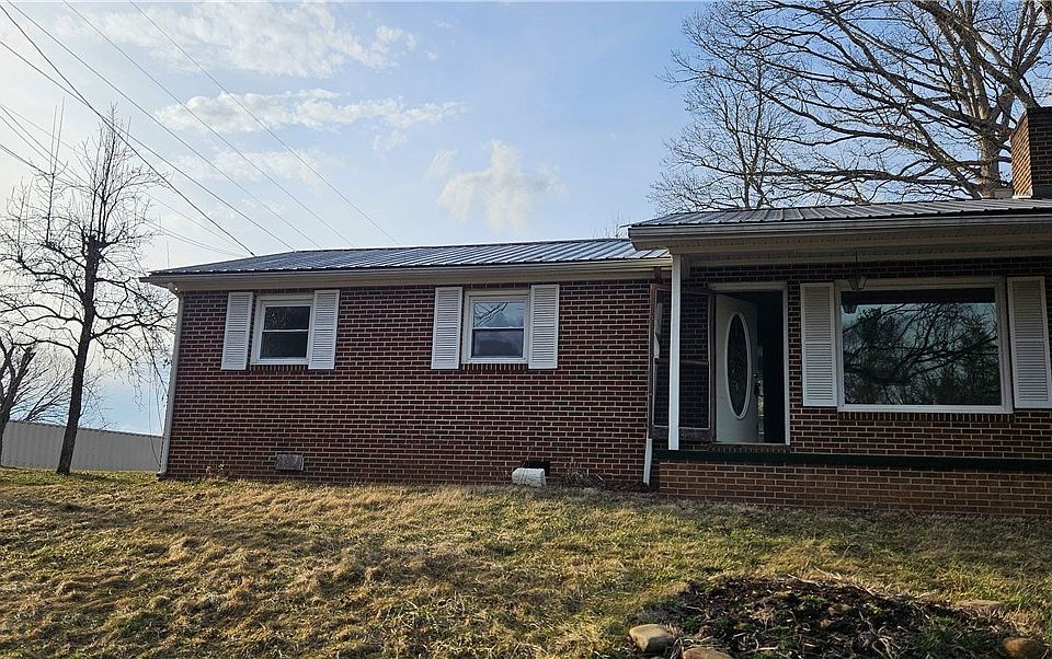 1st image of 183 Maple Road