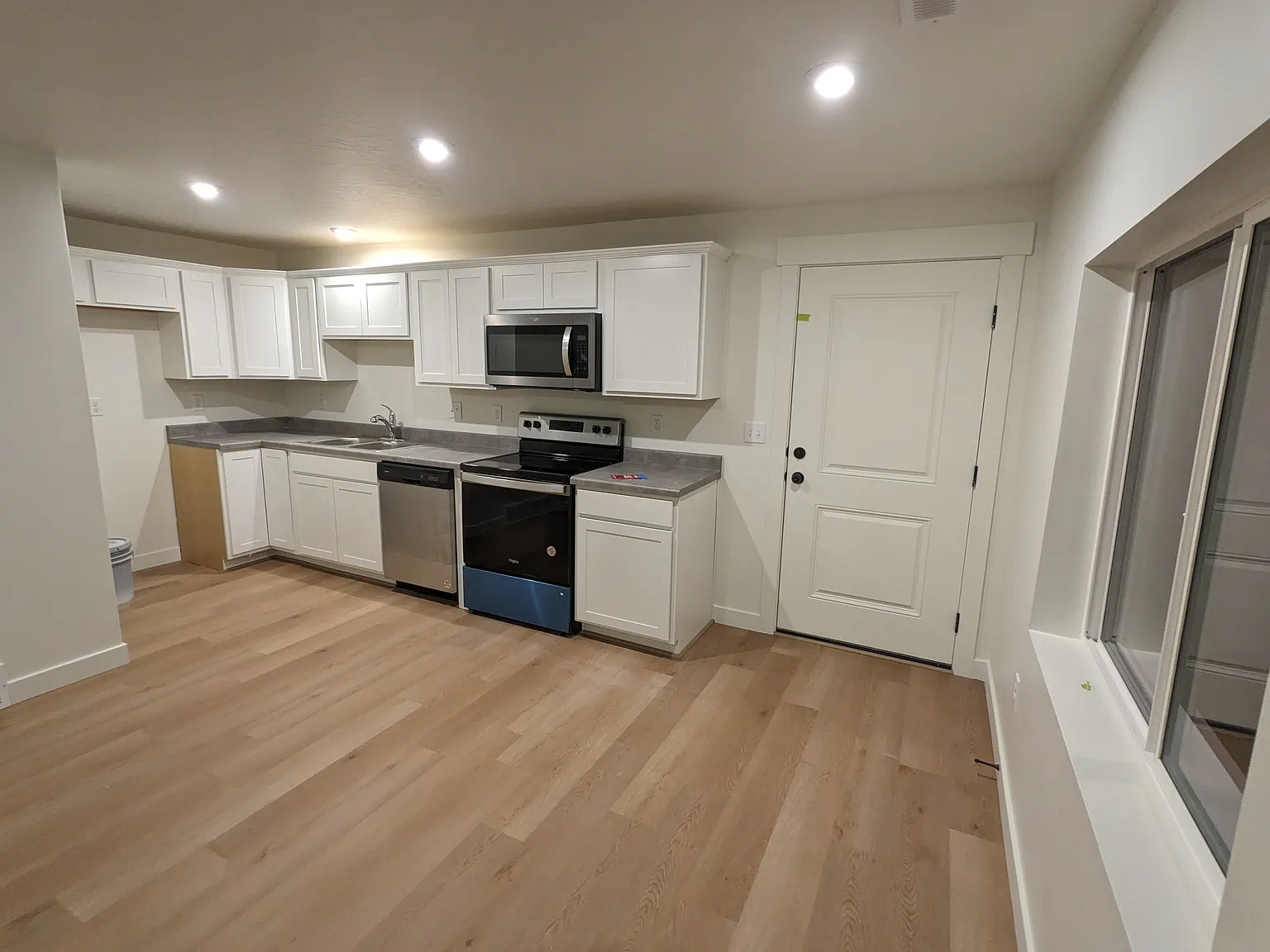 1 bed, 800 sqft, $1,500 — Photo 4