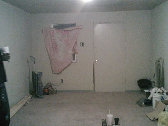 3rd image of 3216 E Saint Joseph St