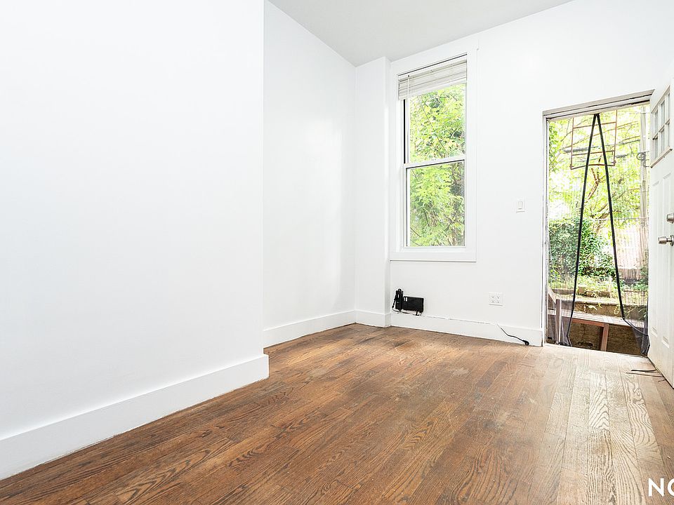 1st image of 172 Stockholm St APT 1L