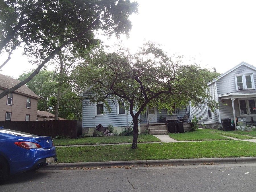 1st image of 817 Vine St