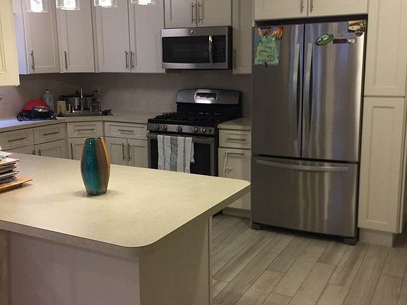 4th image of 1251 Brunswick Ave