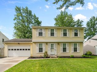 95 Klein Rd, Williamsville, NY 14221