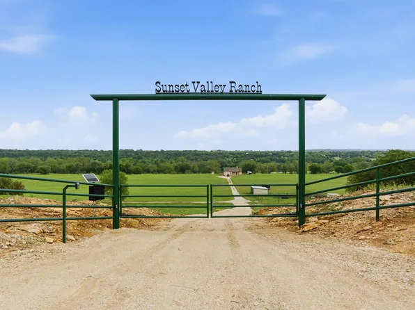 10501 Mitchell Bend Ct, Granbury, TX 76048