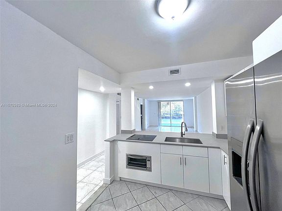 3660 NE 166th St APT 114, North Miami Beach, FL 33160 | MLS #A11570383 ...