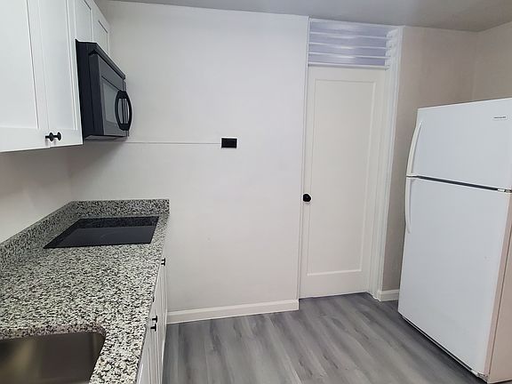4th image of 4919 21st Ave N #1