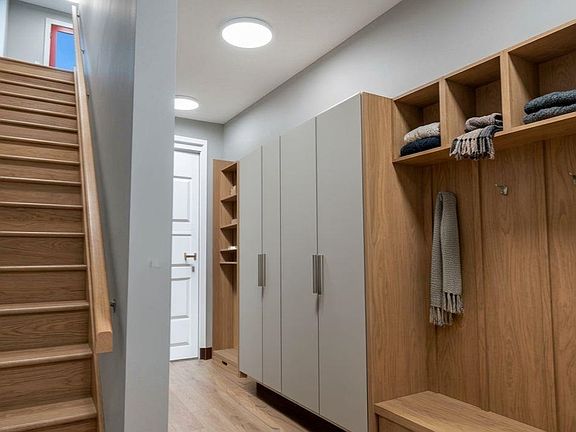 3rd image of 1417 Alder Dr #3