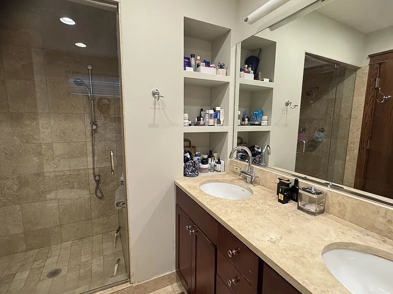 1706 W Byron St #1 — Photo 10
