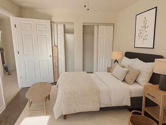 2nd image of 21 Locust Ct