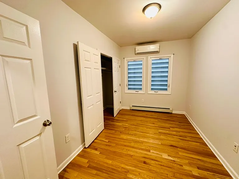 165 E Main St — Photo 35