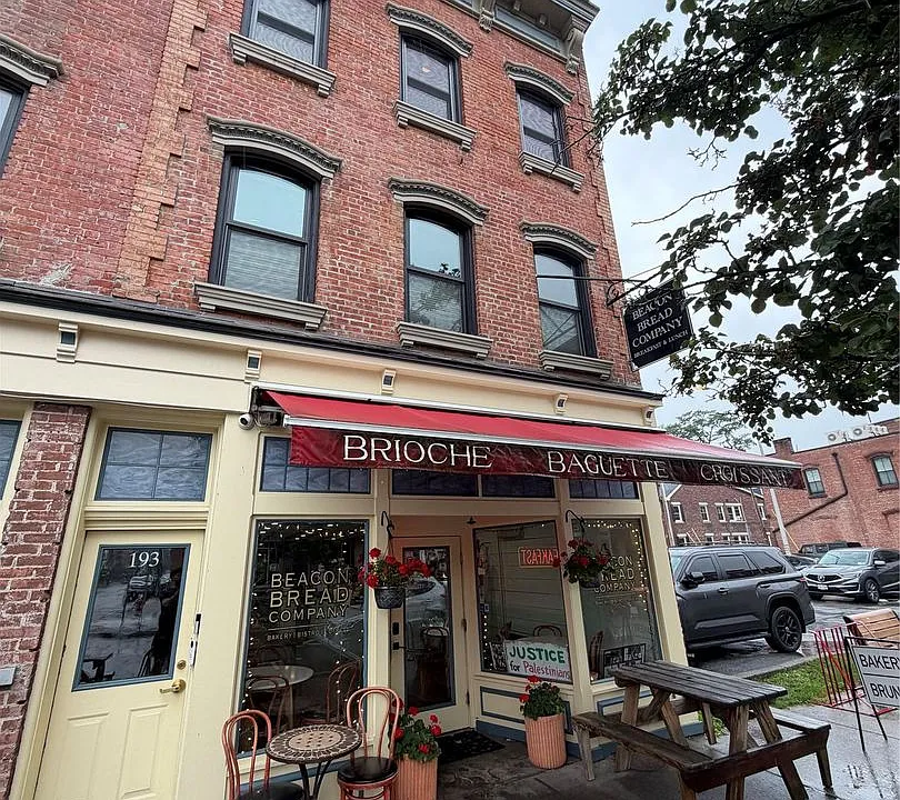 195 Main St
