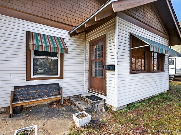 3rd image of 615 N Shawnee Ave