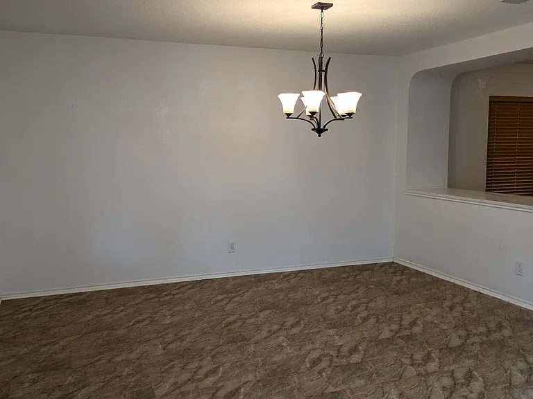 5015 Viking Coral — Photo 11