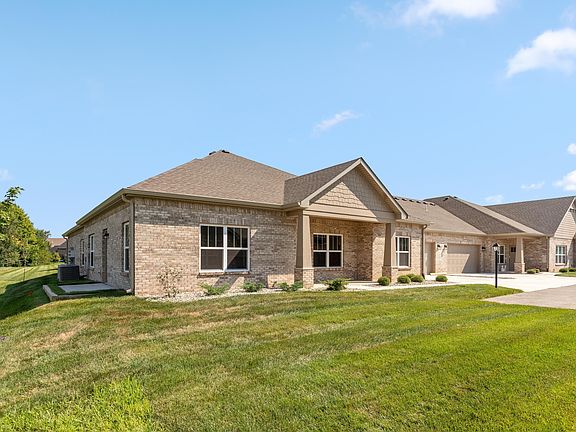 2nd image of 2327 Saddle Dr