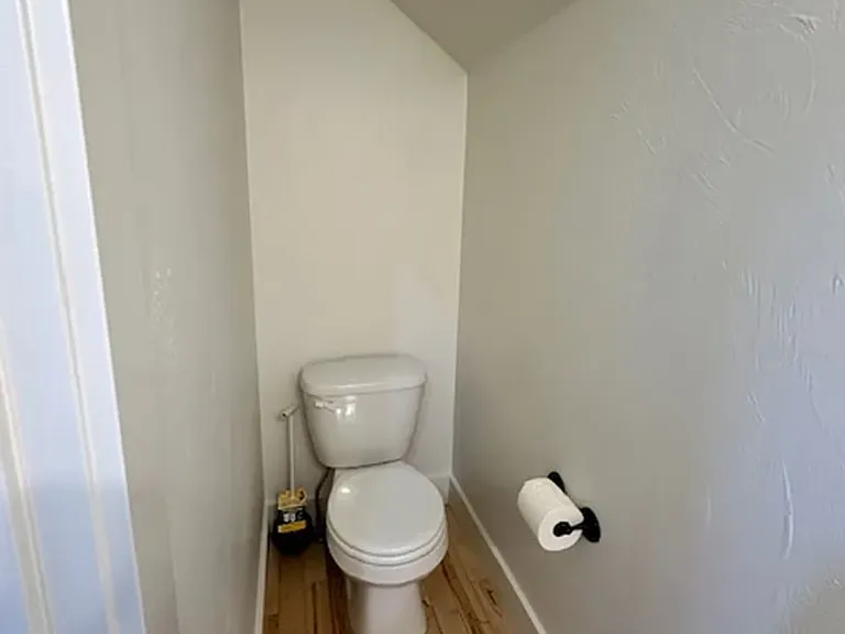 374 Kimball Ave #A — Photo 10