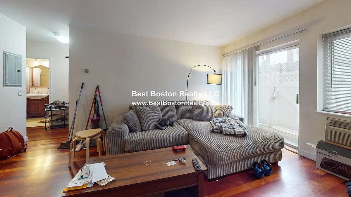 Building Photo - 50 Craigie St #12