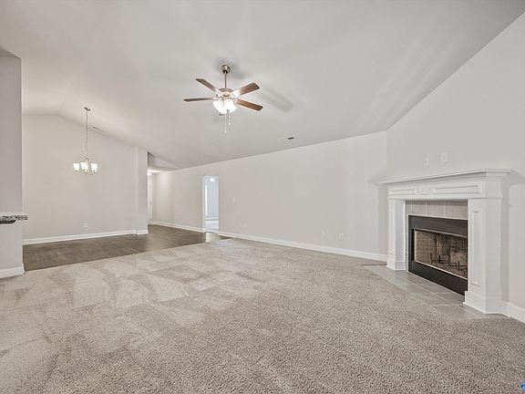 3rd image of 150 Abercorn Dr
