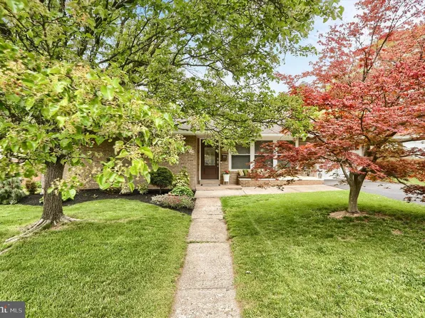 501 Clinton Rd, Harrisburg, PA 17109