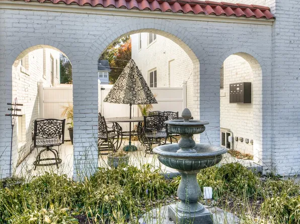 5101 Webster St, Omaha, NE 68132