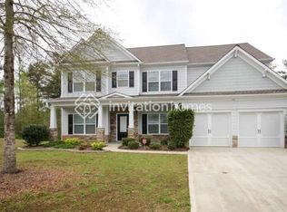 2245 Village Green Dr, Fairburn, GA 30213