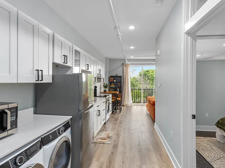 1516 Cesar E Chavez Ave SW — Photo 6
