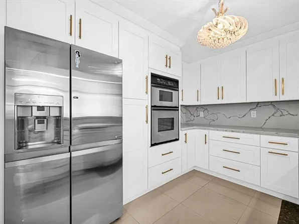 2049 S Ocean Dr, Hallandale, FL