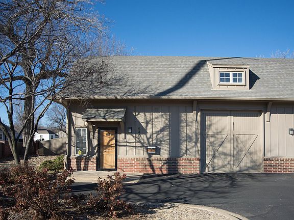 2nd image of 5405 E 15th St #1