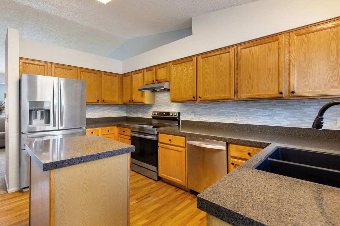 next background image