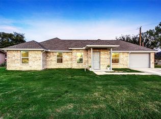 3000 S Cardinal St, Ennis, TX 75119