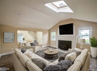 210 Munroe Ave, Edgewater, MD 21037