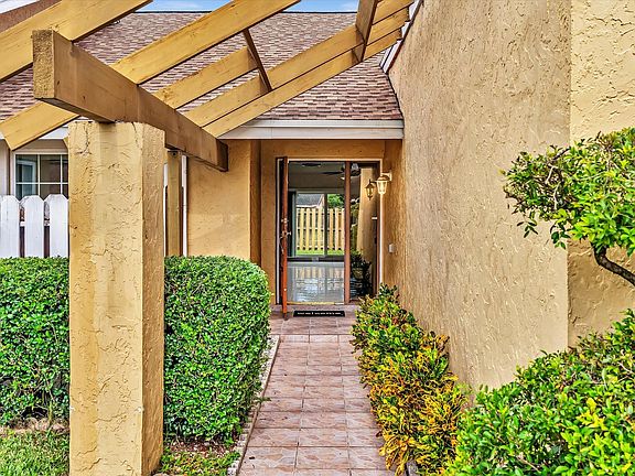 3rd image of 8200 NW 49th Street