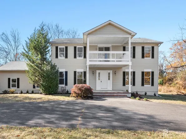 662 Spotswood Englishtown Rd, Monroe, NJ 08831