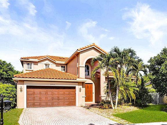 2nd image of 4452 Stone Ridge Way